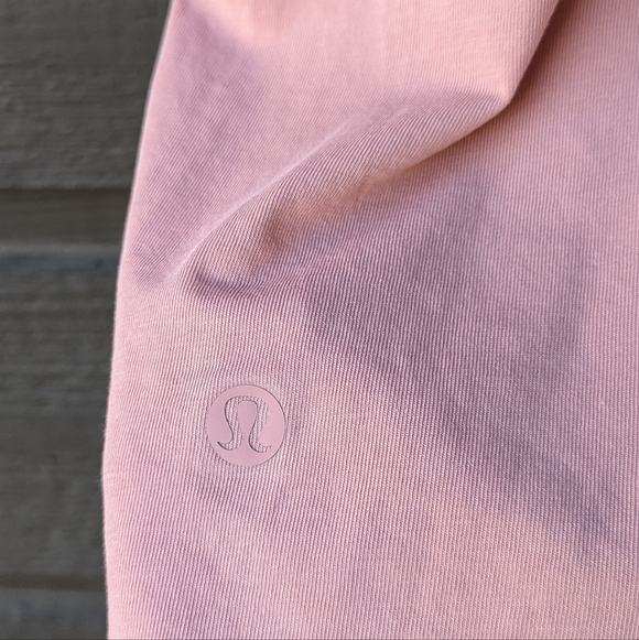 Lululemon All Tied Up Tank Top Coral Pink Size 8 Yoga Pilates Barre - Picture 4 of 5